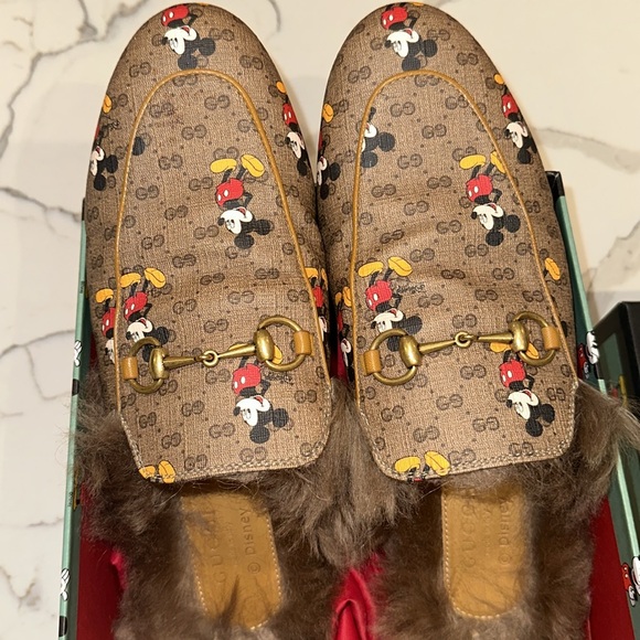 Gucci x Disney Loafers - Picture 3 of 3